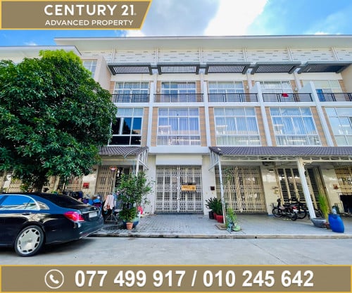 🏘 វីឡាកូនកាត់ (LE) ក្នុងបុរី ប៉េងហួតប៉េសេ ត្រូវការលក់បន្ទាន់ខ្លាំង