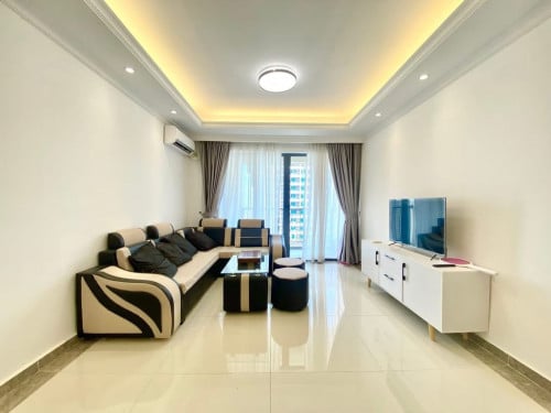 3BR For Rent In Condo R&F- Near Aeon3