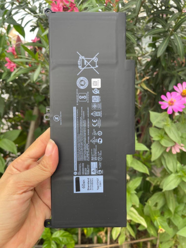 Battery laptop ប្តូរភ្លាមបានភ្លាមបងៗ​ ហេីយខាងយេីងហ្រ្វី​ service ជូនបងៗ