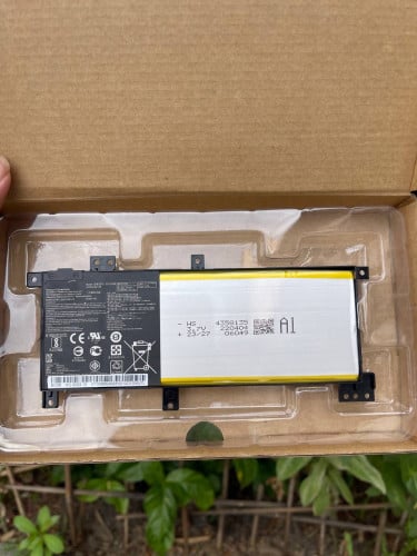 Battery laptop ប្តូរភ្លាមបានភ្លាមបងៗ​ ហេីយខាងយេីងហ្រ្វី​ service ជូនបងៗ