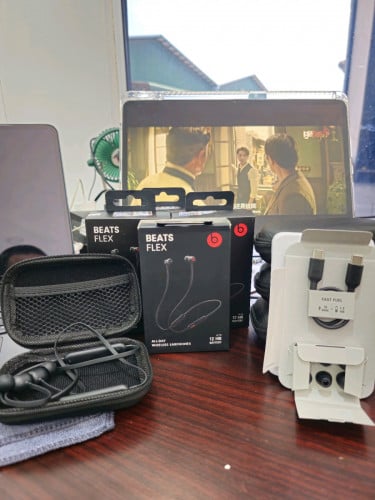 Beats Flex