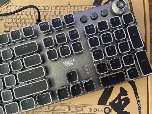 Keyboard RGB និង​ keyboard office ប្រម៉ូសិន​ 20%​