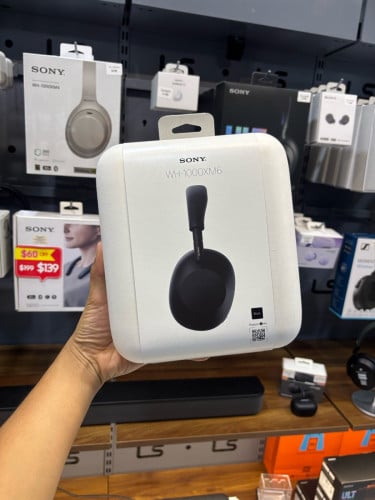 Sony WH-1000xM6 Black