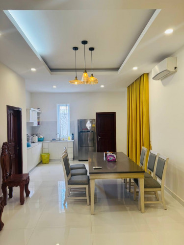 Villa for rent at 6A