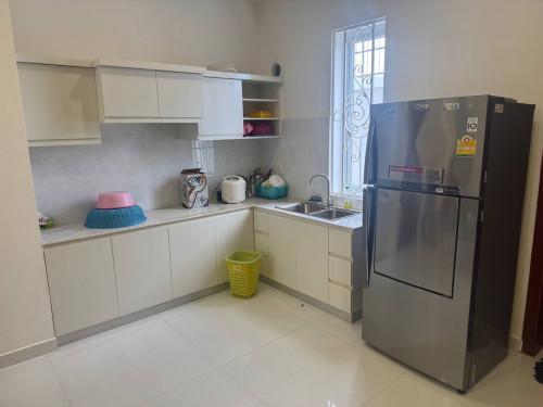 Villa for rent at 6A