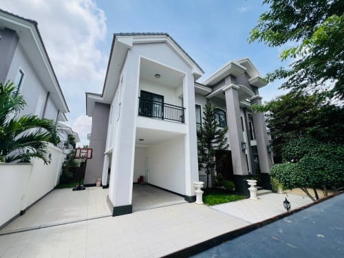 ផ្ទះសម្រាប់ជួលបុរីភ្នំពេញផាក