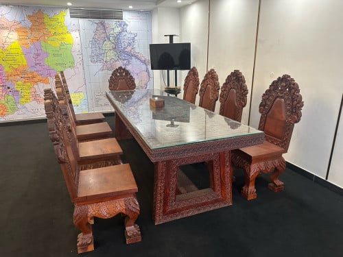 លៃឡុង​ឈើ​ប្រណិត​