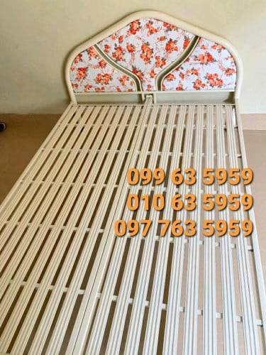 គ្រែក្បាលផ្កា 1.4m x2.0m
