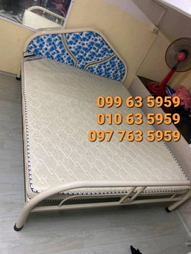 ឈុតគ្រែ ជាមួយពូកកៅស៊ូ 1.8mx2.0m