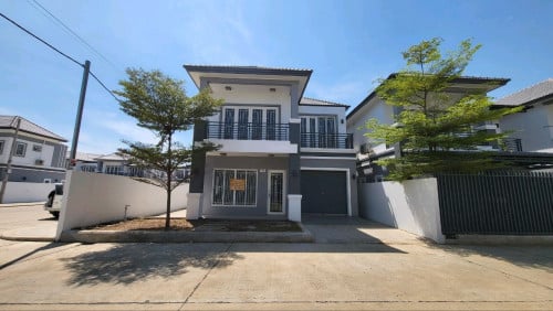 ផ្ទះវីឡាទោល បុរីមនោរម្យ ព្រែកតាទែន លក់បន្ទាន់ 93,000 $