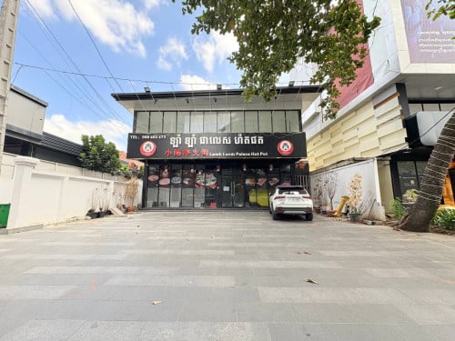 Commercial For Rent - Toulkork