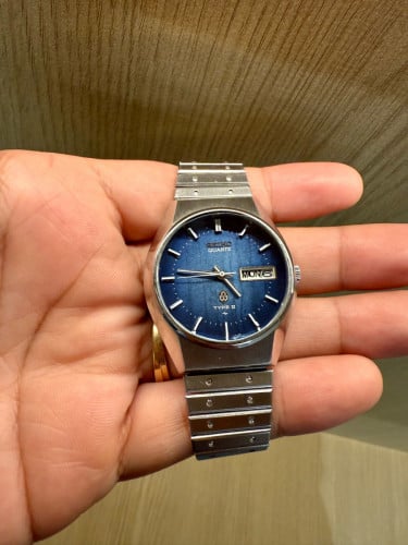 Original Ultra Super Rare Vintage SEIKO Quartz Type II Watermelon Blue Dial Faceted Crystal JDM 1976