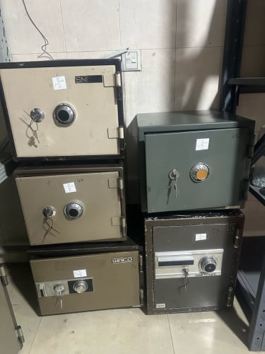 ទូរដែក​ មួយទឹកជប៉ុន