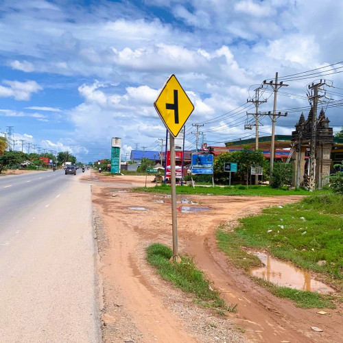 🏦House Available for Urgent Sale at a Special Price (Negotiable).