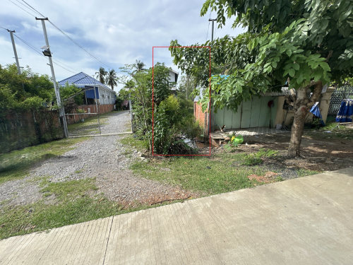 ๐ฆLand Available for Urgent Sale at a Special Price (Negotiable).
