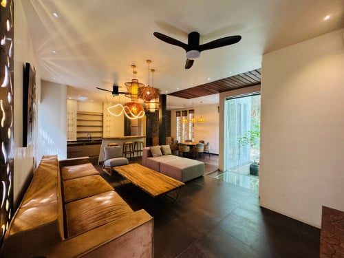 Western Style 4 Bedrooms For Rent in Khan Beoung Keng Kang.