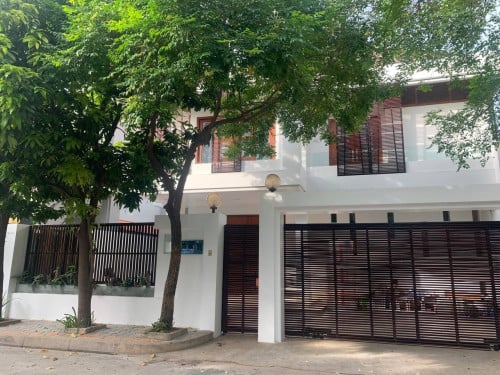 Western style villa for rent in Bassac Garden City