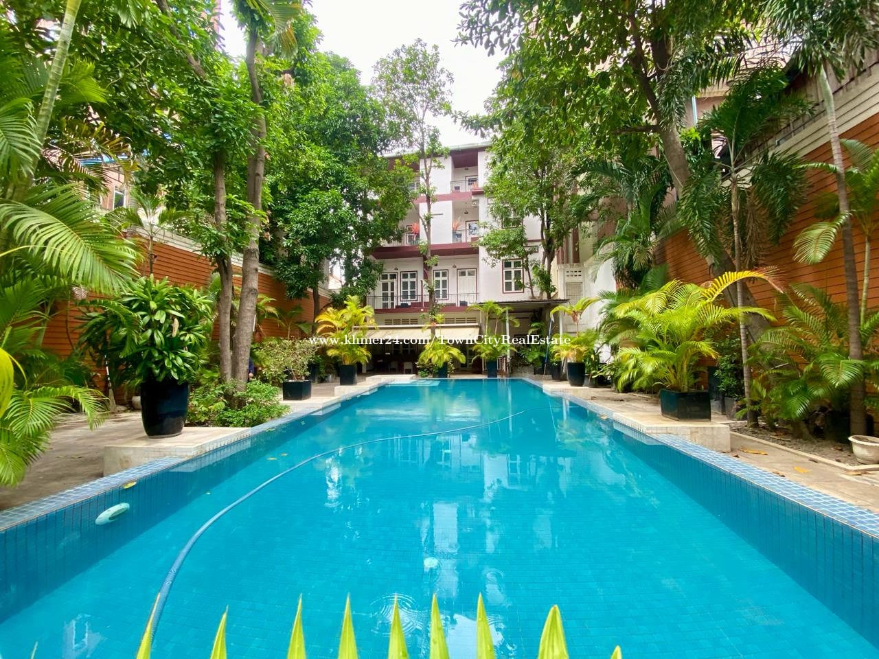 Hotel For Rent Near Riverside and Royal Palace, Khan Daun Penh