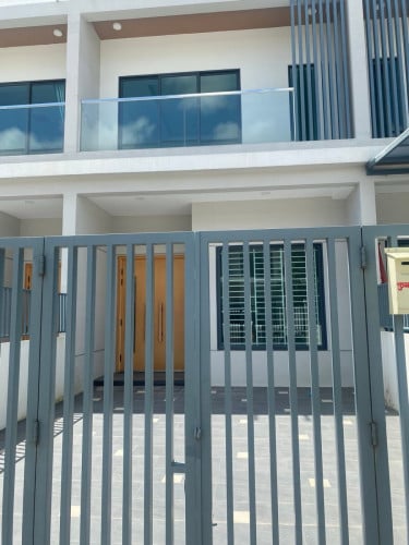 ផ្ទះសំរាប់ជួល 房屋出租 rumah sewa