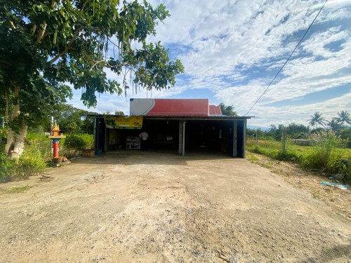 🏦House Available for Urgent Sale at a Special Price (Negotiable).