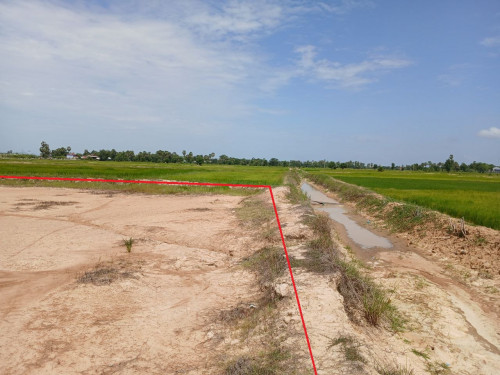๐ฆLand Available for Urgent Sale at a Special Price (Negotiable).