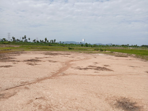 ๐ฆLand Available for Urgent Sale at a Special Price (Negotiable).