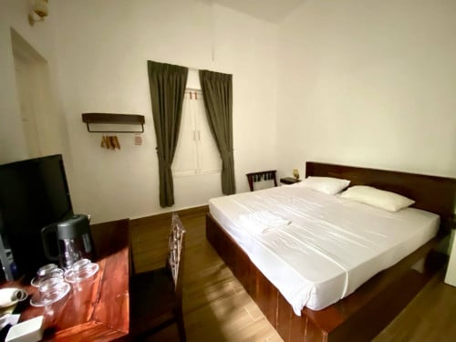 Hotel For Rent Near Riverside and Royal Palace, Khan Daun Penh