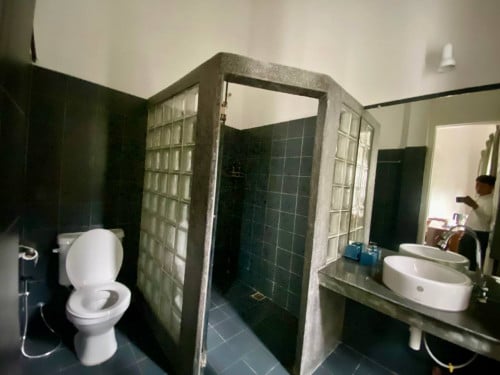 Hotel For Rent Near Riverside and Royal Palace, Khan Daun Penh
