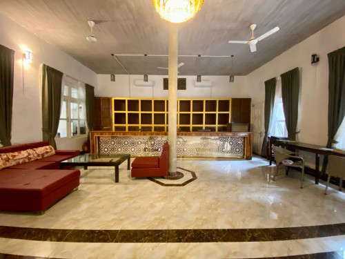 Hotel For Rent Near Riverside and Royal Palace, Khan Daun Penh
