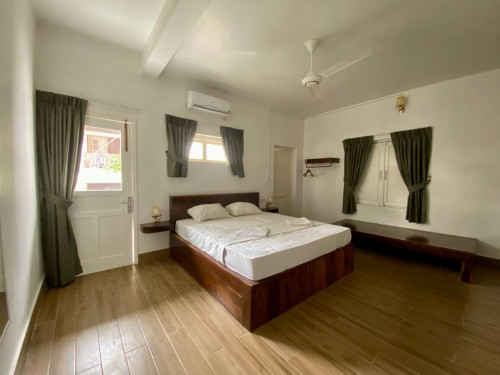 Hotel For Rent Near Riverside and Royal Palace, Khan Daun Penh