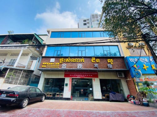 Small Building For Rent Along The Main Street in Khan 7 Makara.