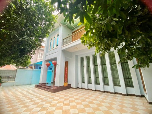 Villa for Rent in Borey Bassac Garden City