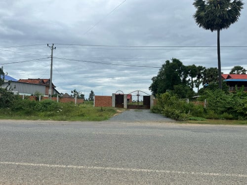 ដីជួលនៅផ្លូវ ៤៤ ស្រុកថ្ពង