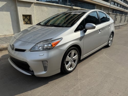 ព្រូស២០១៤អុបសិន៥អែតវិន១២ម៉ឺនគីឡូ​ [2014 Prius Option 5 Advanced] (តំលៃពិសេសលក់ខាត)