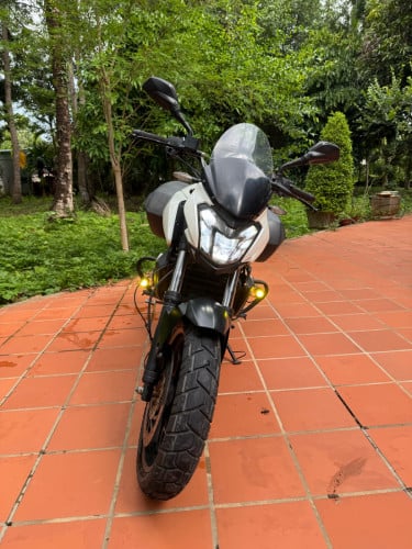 Bajaj Dominar 400
