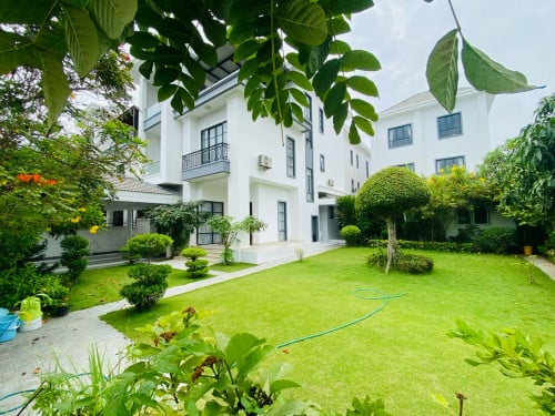 Compound Villa 5 Bedrooms For Rent Close to ISPP.