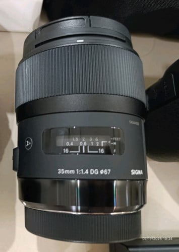 Len Canon 35mm 1.4