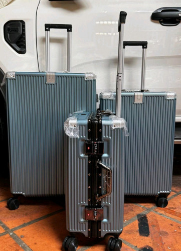 Suit case