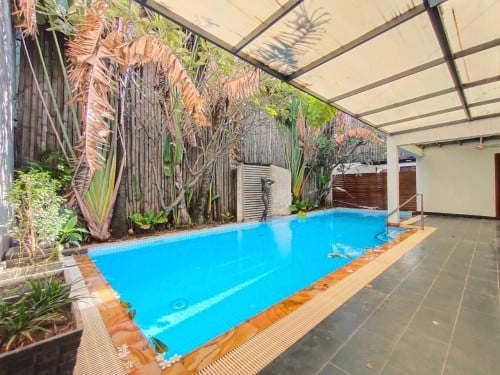 Villa 5 Bedrooms For Rent in Toul Kork With Swimming Pool.