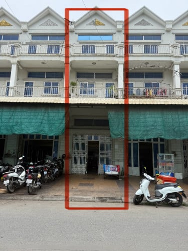 ផ្ទះល្វែងសម្រាប់លក់ (Borey Hi Tech 2)