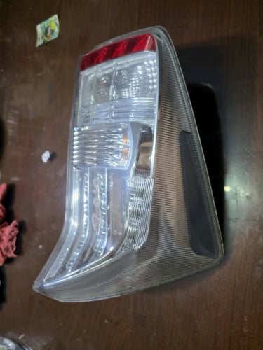 ស្តុកឆ្វេងprius010ជប៊ុន