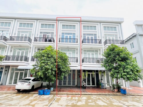 🏡 ផ្ទះអាជីវកម្ម Shop house B  (លក់បន្ទាន់)