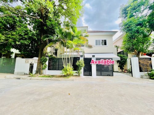 Compound Villa 4 Bedrooms For Rent in Bassac Garden City