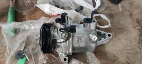Compressor (NISSAN JUKE)