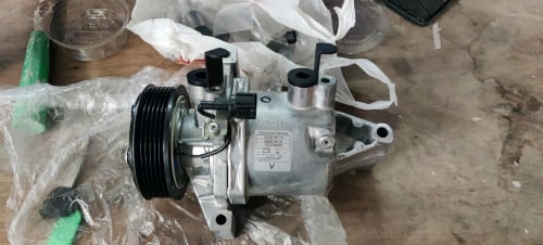 Compressor (NISSAN JUKE)