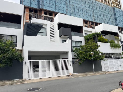 Single Villa for rent at Toul Kork