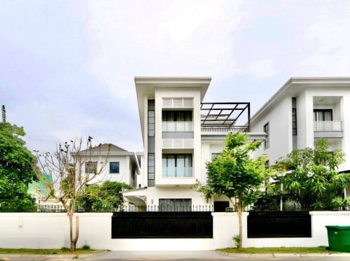 Spacious 6 Bedrooms For Rent in Close to Aeon mall3 and The new airport