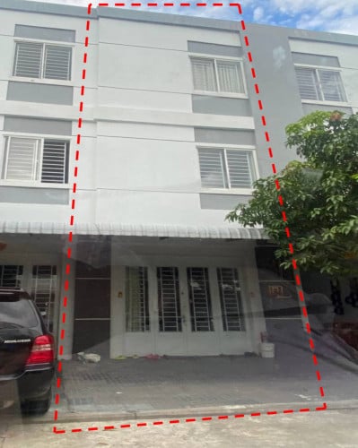 ផ្ទះបុរីល្អៗ តម្លៃពិសេស!  ទាបជាងតម្លៃបុរីលក់ចេញ