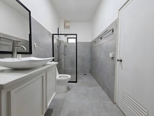 Renovated 3 Bedrooms Apt For Rent- BKK1 Area. Street 310