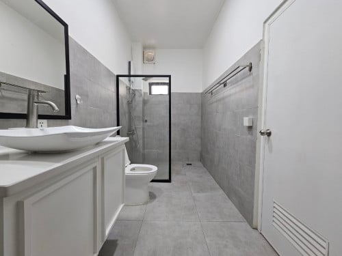 Renovated 3 Bedrooms For Rent in Beoung Keng Kang1.